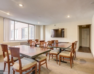 1121 Arlington Boulevard - Photo Thumbnail 18
