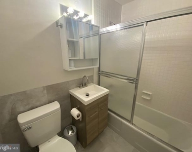1121 Arlington Boulevard - Photo Thumbnail 10