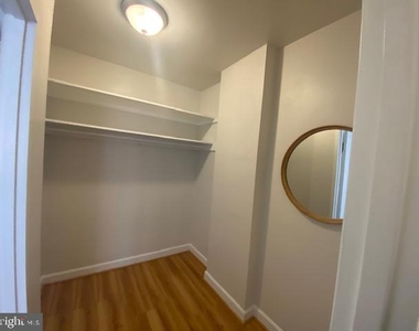 1121 Arlington Boulevard - Photo Thumbnail 9
