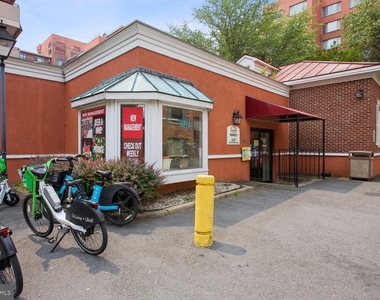 1011 Arlington Boulevard - Photo Thumbnail 28