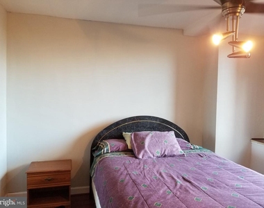 1011 Arlington Boulevard - Photo Thumbnail 12