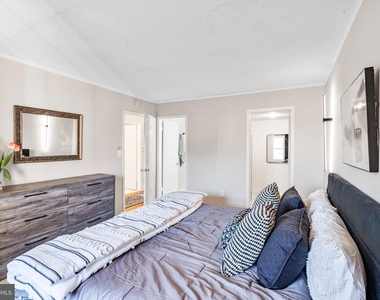 969 S Rolfe Street - Photo Thumbnail 20