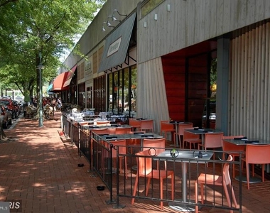 3021 S Buchanan Street - Photo Thumbnail 47