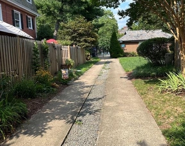 3021 S Buchanan Street - Photo Thumbnail 36
