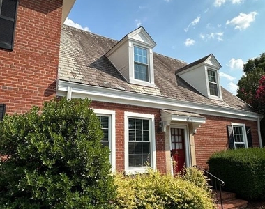 3021 S Buchanan Street - Photo Thumbnail 1