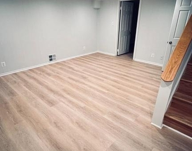 3021 S Buchanan Street - Photo Thumbnail 25