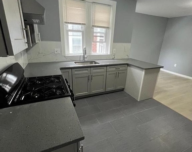 5917 Spruce Street - Photo Thumbnail 14