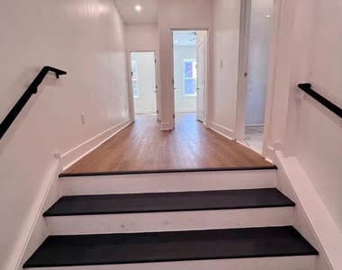 647 N 16th Street - Photo Thumbnail 14