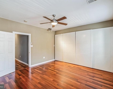 126 Ripka Street - Photo Thumbnail 20