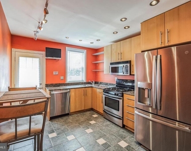 126 Ripka Street - Photo Thumbnail 6