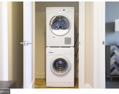 230 N 21st Street - Photo Thumbnail 9