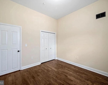 1315 N 19th Street - Photo Thumbnail 13