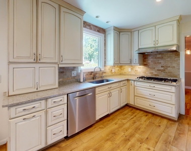 3480 Arrowvale Street - Photo Thumbnail 16