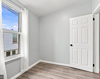 345 Winton Street - Photo Thumbnail 12