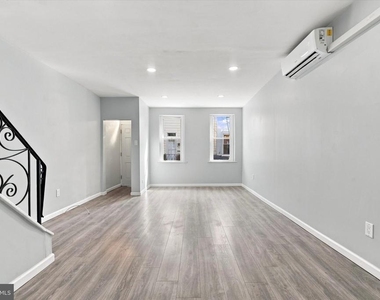 345 Winton Street - Photo Thumbnail 4