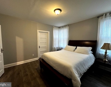 700 S 60th Street - Photo Thumbnail 16