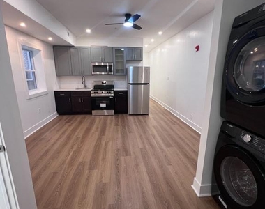 647 N 16th Street - Photo Thumbnail 1