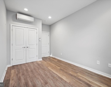 1200 N 5th Street - Photo Thumbnail 8