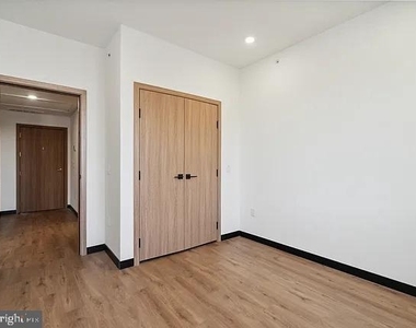 1716 N 2nd Street - Photo Thumbnail 5