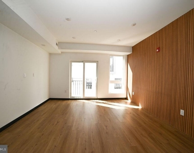 1716 N 2nd Street - Photo Thumbnail 10