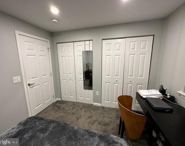 2 Leverington Avenue - Photo Thumbnail 17