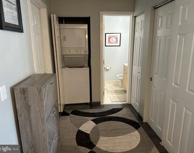 2 Leverington Avenue - Photo Thumbnail 18