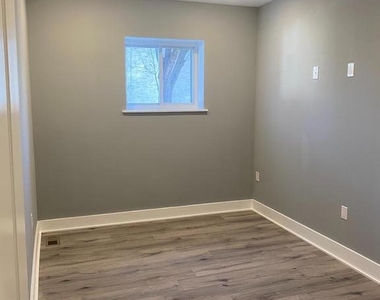 2700 Ash Street - Photo Thumbnail 11
