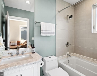 1526 Parrish Street - Photo Thumbnail 22