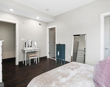 1526 Parrish Street - Photo Thumbnail 18