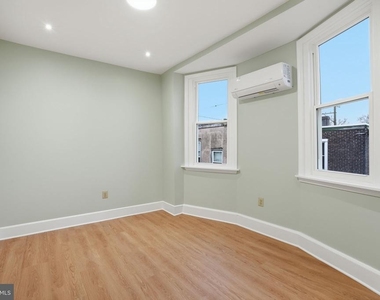 5604 2nd Street - Photo Thumbnail 8