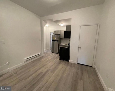2731 N Darien Street - Photo Thumbnail 1