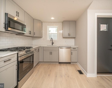 1238 S Warnock Street - Photo Thumbnail 5
