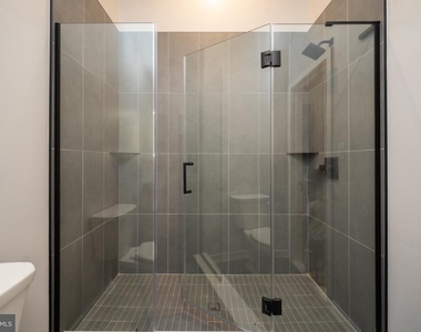 1238 S Warnock Street - Photo Thumbnail 12