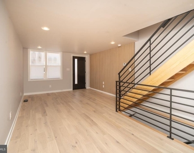 1238 S Warnock Street - Photo Thumbnail 3