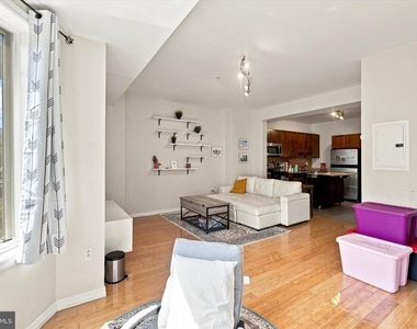 800 N 2nd Street - Photo Thumbnail 9