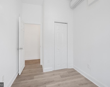 2046 E Huntingdon Street - Photo Thumbnail 12