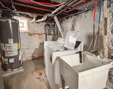 2529 Collins Street - Photo Thumbnail 13