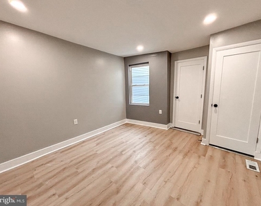 2529 Collins Street - Photo Thumbnail 9