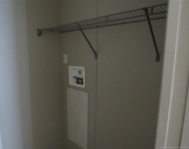 1649 Britania Drive - Photo Thumbnail 7
