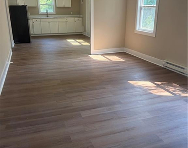 523 Oakwood Avenue - Photo Thumbnail 1