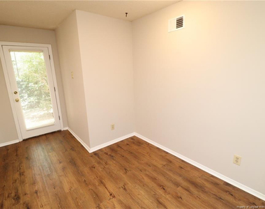 3905 Lexington Drive - Photo Thumbnail 9