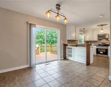 604 Roundtree Drive - Photo Thumbnail 11