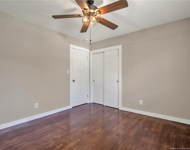 604 Roundtree Drive - Photo Thumbnail 15
