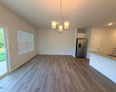 152 Fideaux Boulevard - Photo Thumbnail 4