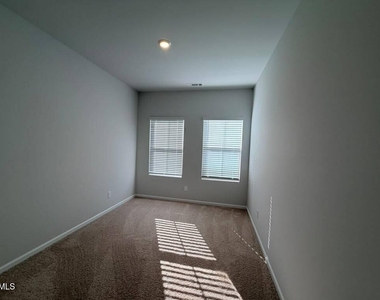 152 Fideaux Boulevard - Photo Thumbnail 17