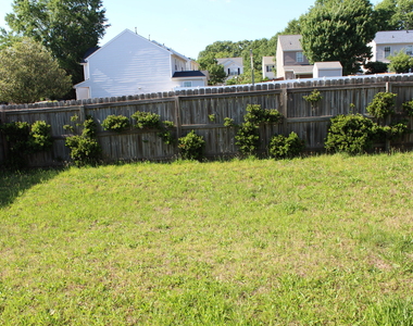 4305 Standing Rock Way - Photo Thumbnail 5