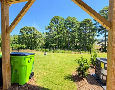 3210 Gypsum Drive - Photo Thumbnail 7