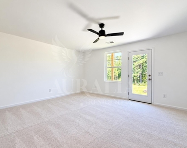 3210 Gypsum Drive - Photo Thumbnail 5