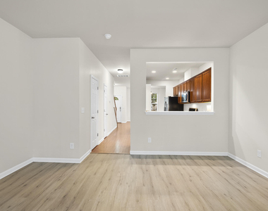 3002 Berkeley Springs Place - Photo Thumbnail 18