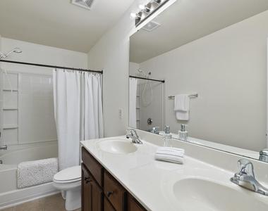 3002 Berkeley Springs Place - Photo Thumbnail 22